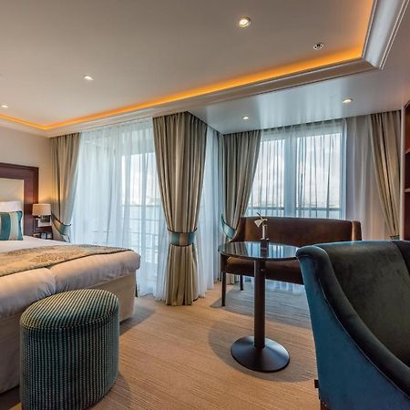 Select Ms Charles Dickens Neuss Otel Dış mekan fotoğraf