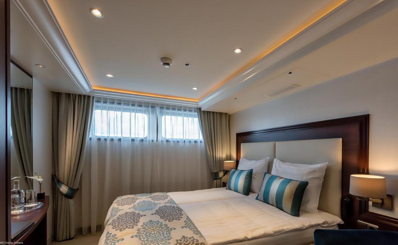 Select Ms Charles Dickens Neuss Otel Dış mekan fotoğraf