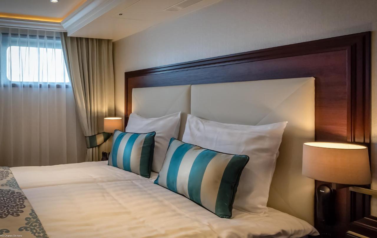 Select Ms Charles Dickens Neuss Otel Dış mekan fotoğraf