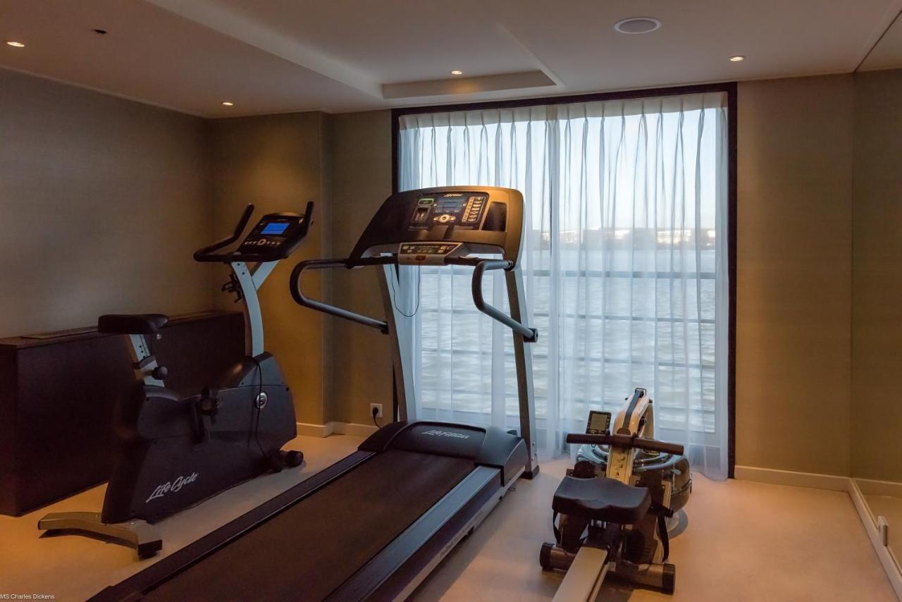 Select Ms Charles Dickens Neuss Otel Dış mekan fotoğraf