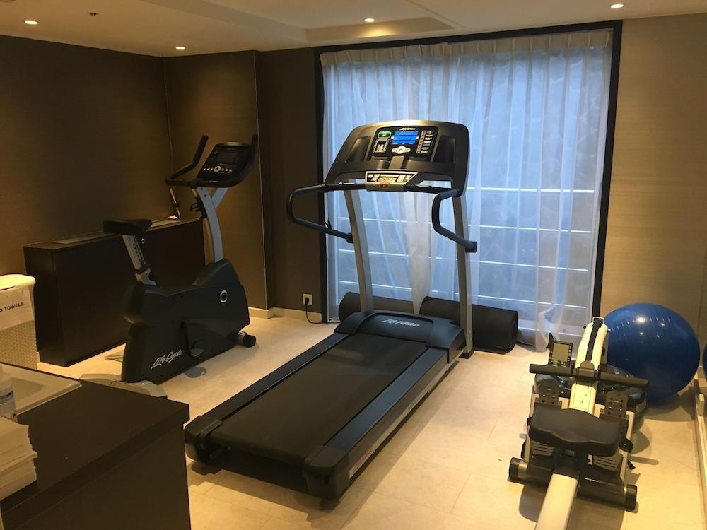 Select Ms Charles Dickens Neuss Otel Dış mekan fotoğraf